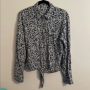 Love Notes Black, White & Green floral, Button Down Shirt Sz XL
